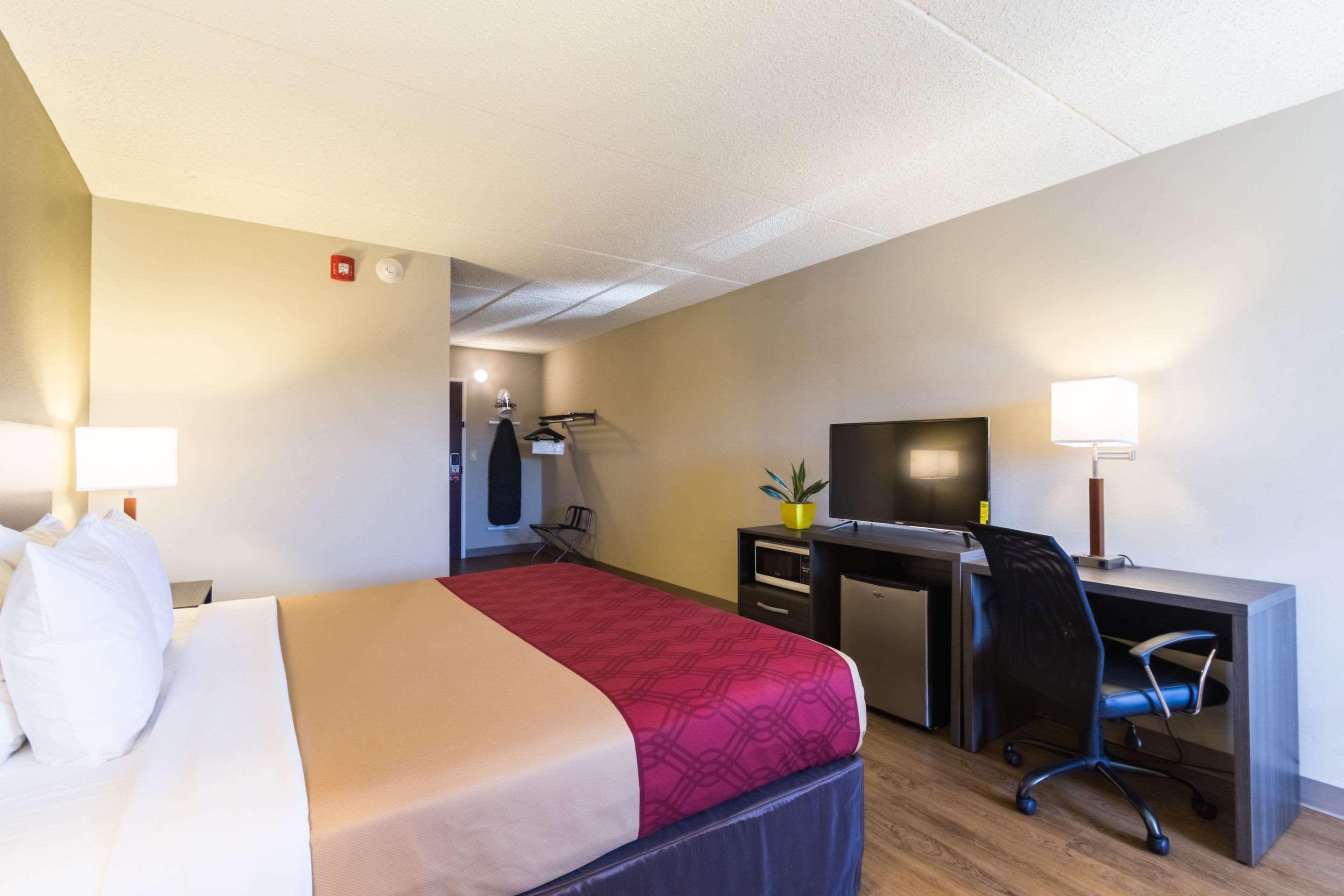Econo Lodge Harrisburg - Southwest Of Hershey Area Exterior foto